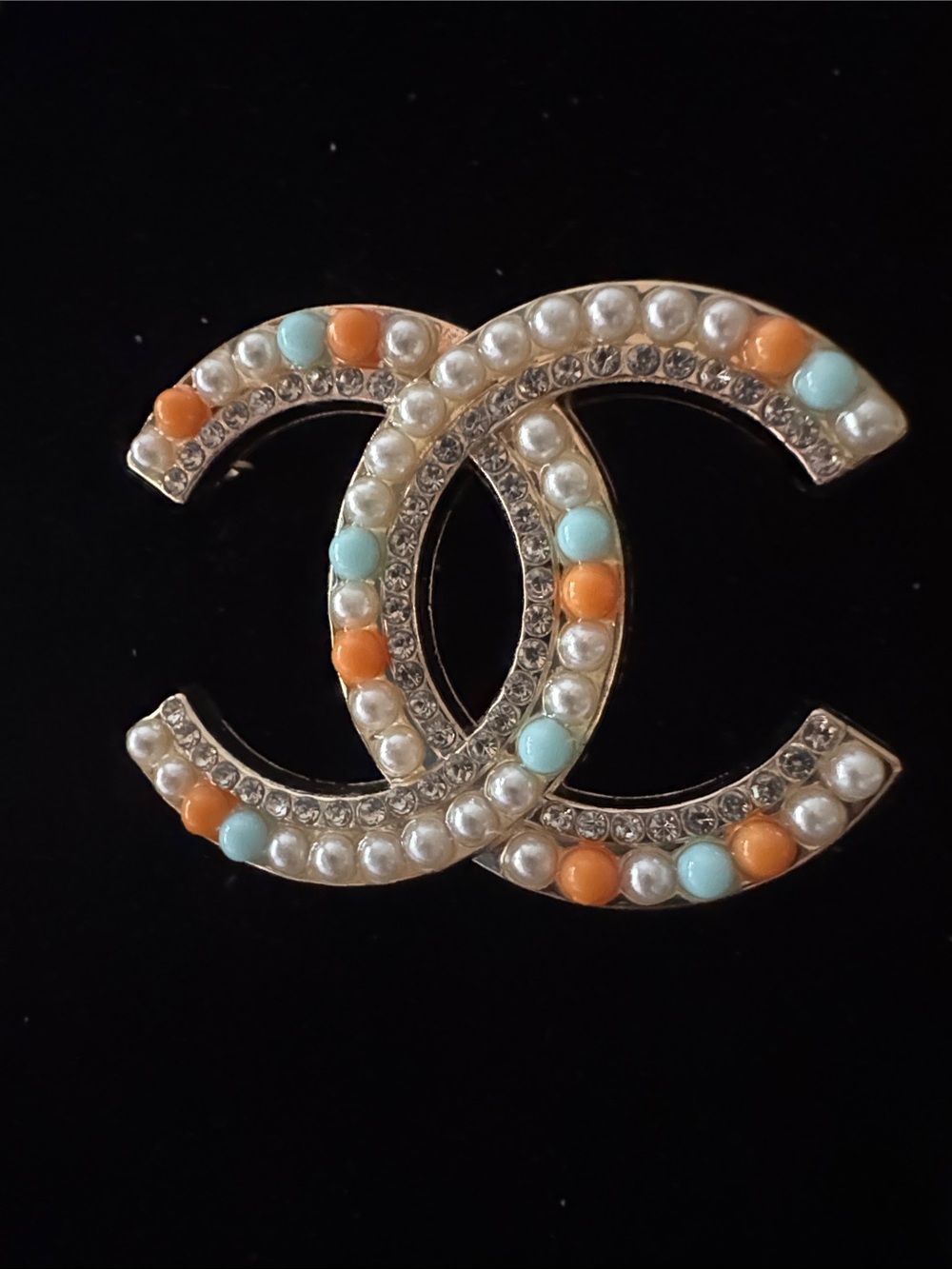Brooch pin Interlocking -